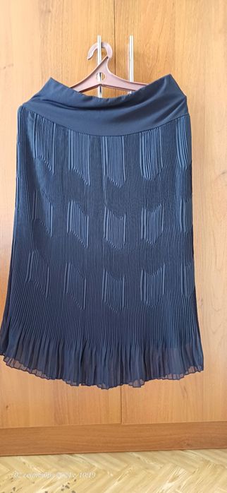 Платье, юбка, юбка.