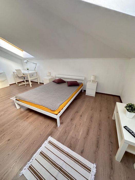 De vânzare apartament 56m2, 2 camere/parcare inclusă/Florești