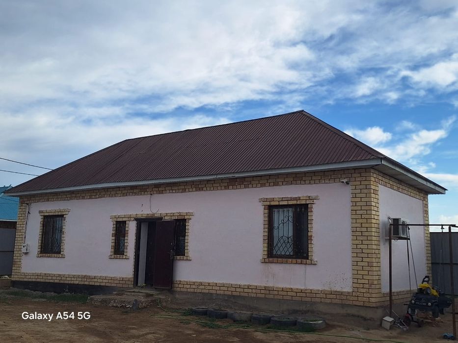 3 бөлмелі үй сатылады