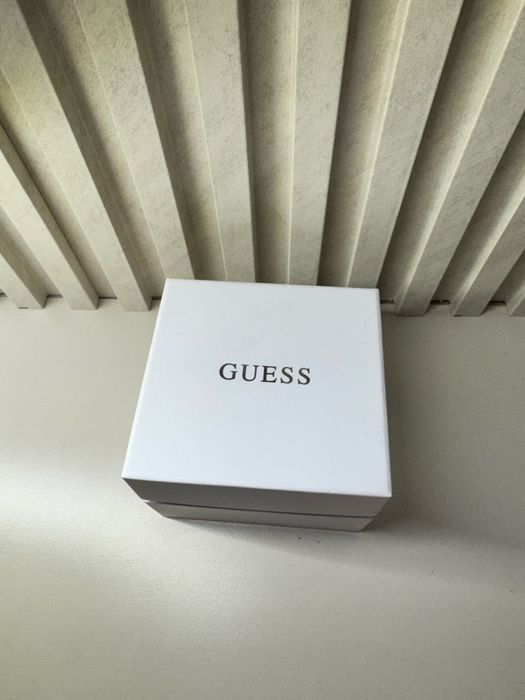 часы guess (оригинал) классика