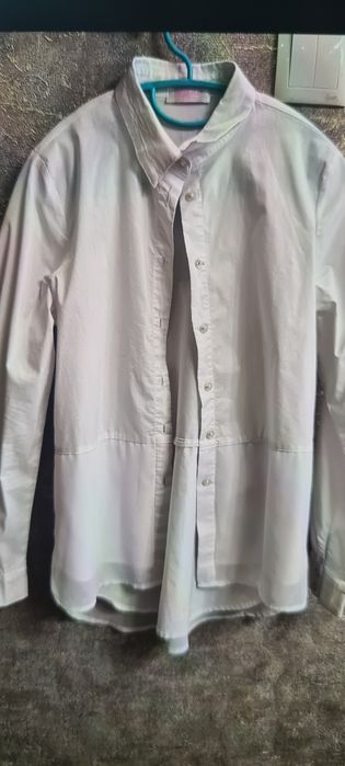 Продам школьные блузки