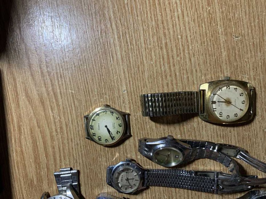 Vand ceasuri functionale si defecte