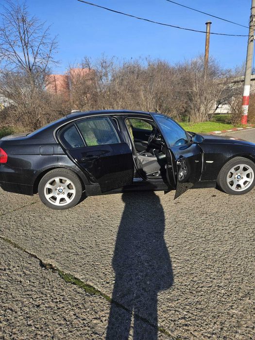 autoturism BMW seria 3 an 2006
