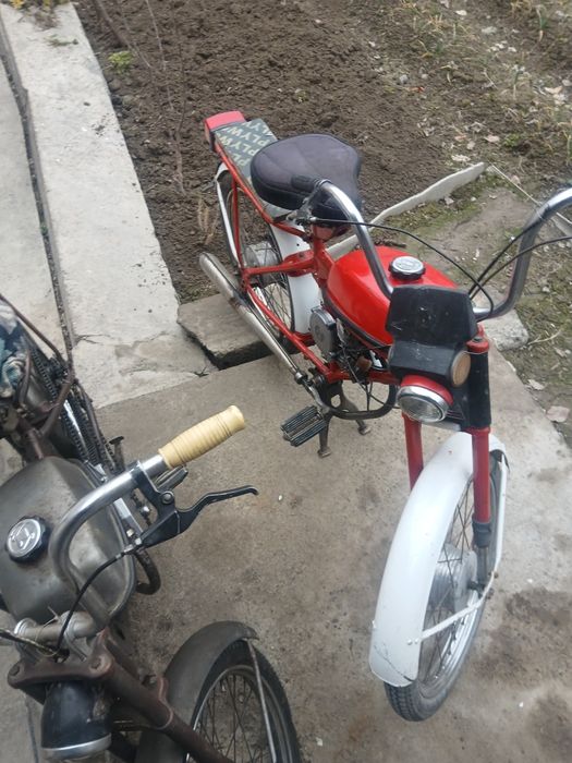 Motor miniski sotiladi 2 si xam
150kub 120km rasxoʻt 100/5litr
Yo