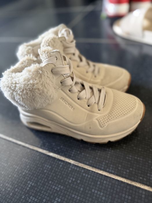 Skechers marimea 30