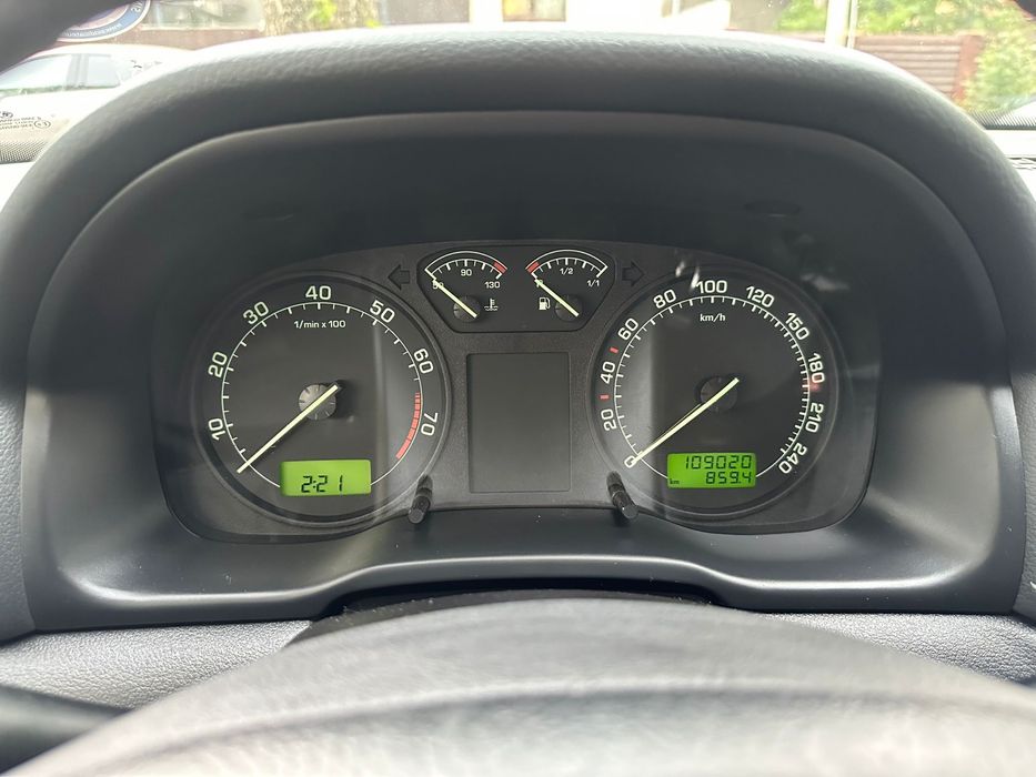 Skoda Octavia 109.000 KM 1.6 Benzina 105 CP An fabricatie 2008