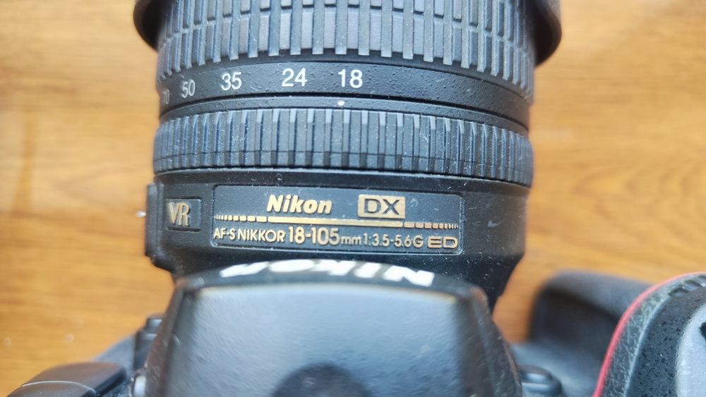 Nikon D300 + Nikkor 18-105 + SB-600