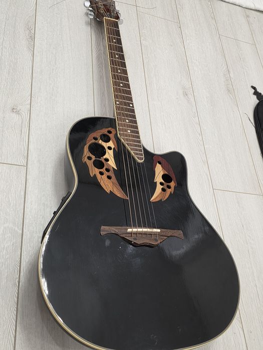 Гитара Ovation Manfred