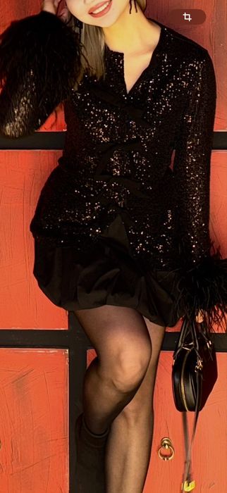 Кофта  с перьями malli