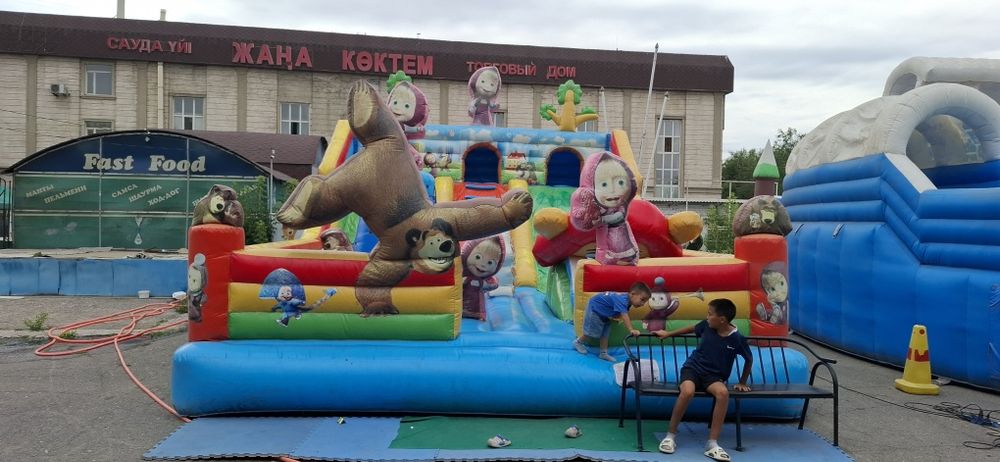 Продам Надувной Батут.