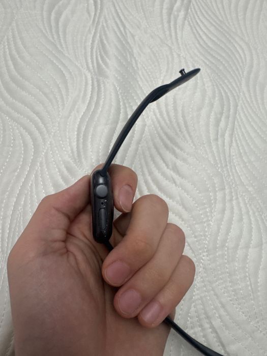 Срочно Продаю Apple Watch SE