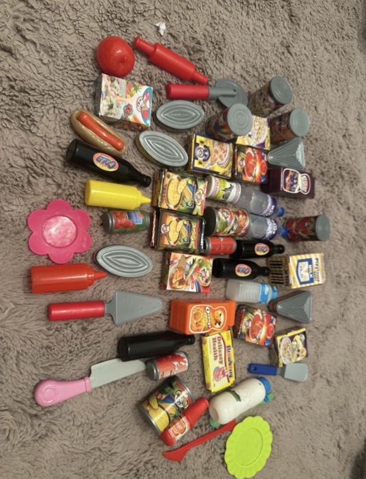 Ustensile bucatarie +alimente copii