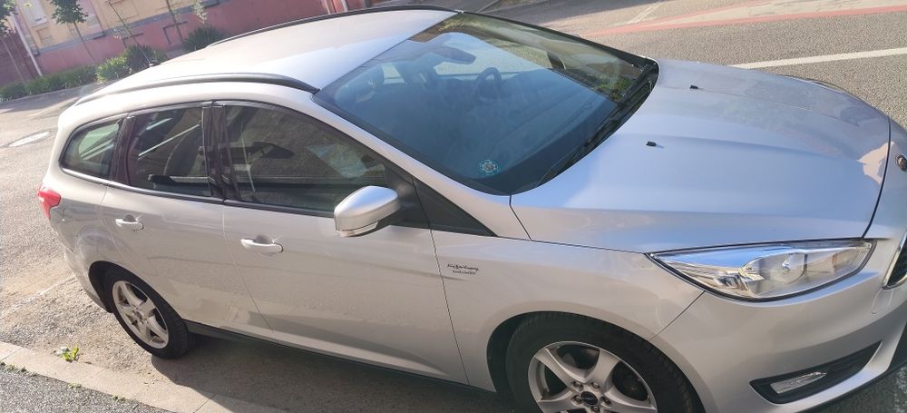 Ford Focus Traveller EURO  6 / 1 .5 Diesel cu 120 cp și 189.000 km