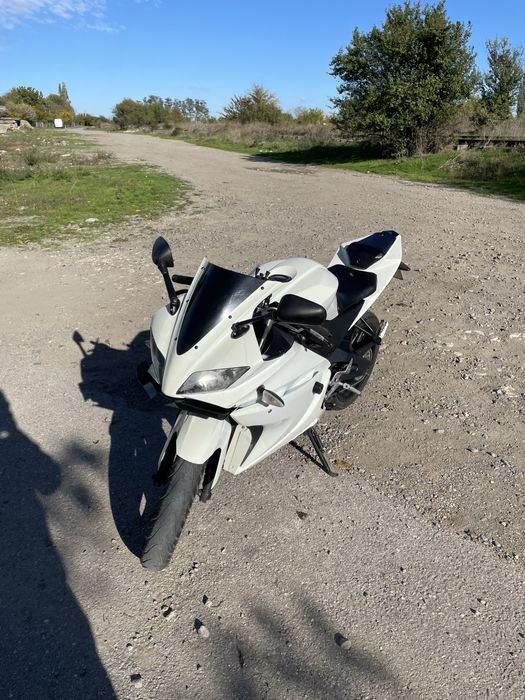 Yamaha YZF R125 2012 -Pregatita de Sezon-