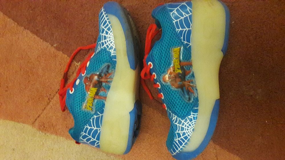 Кроссовки-ролики