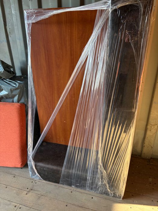 Ъглов диван употревяван