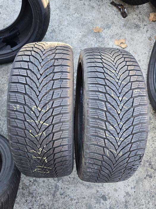 Anvelope iarna 215 45 18