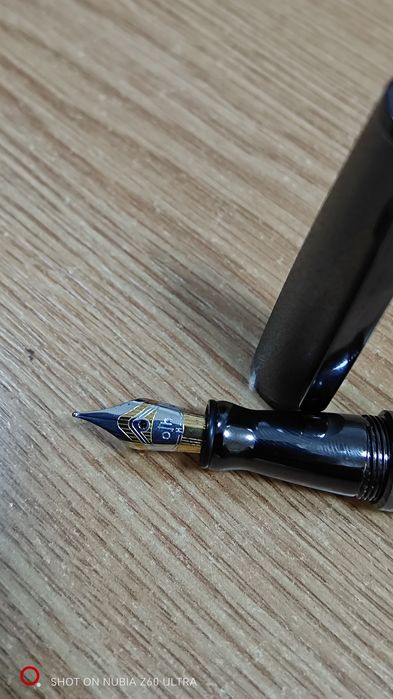 Stilou Otto Hutt design 06