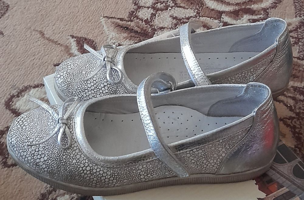 Школьные туфли  для девочек