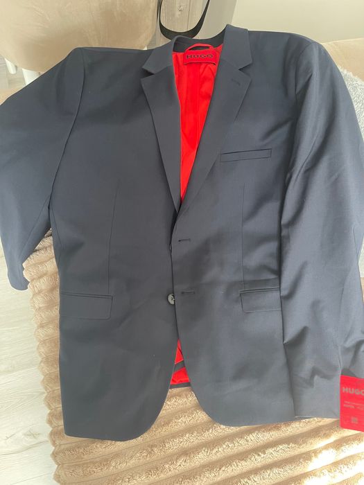 Costum Hugo mărimea 54