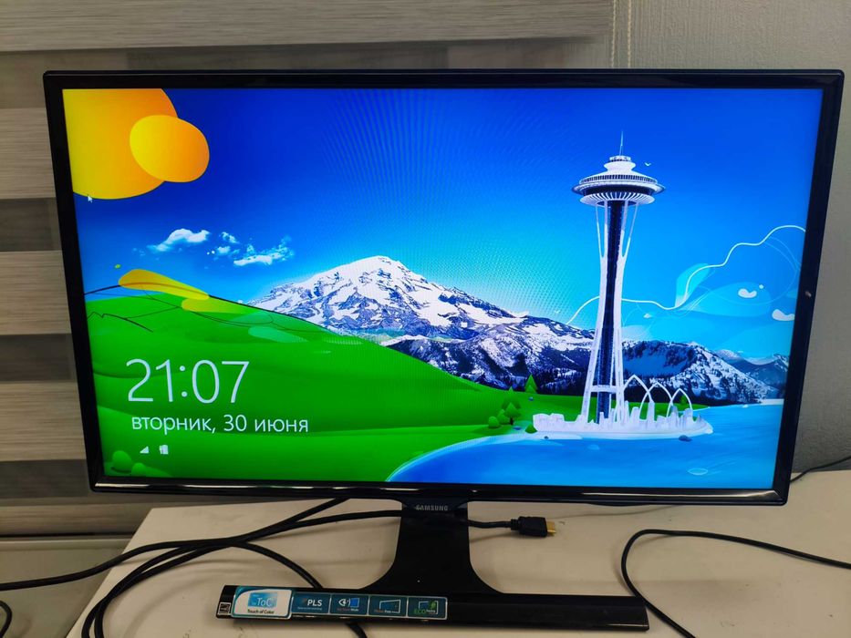 Монитор Samsung Essential S3 S31C 24" LS24C312EAI