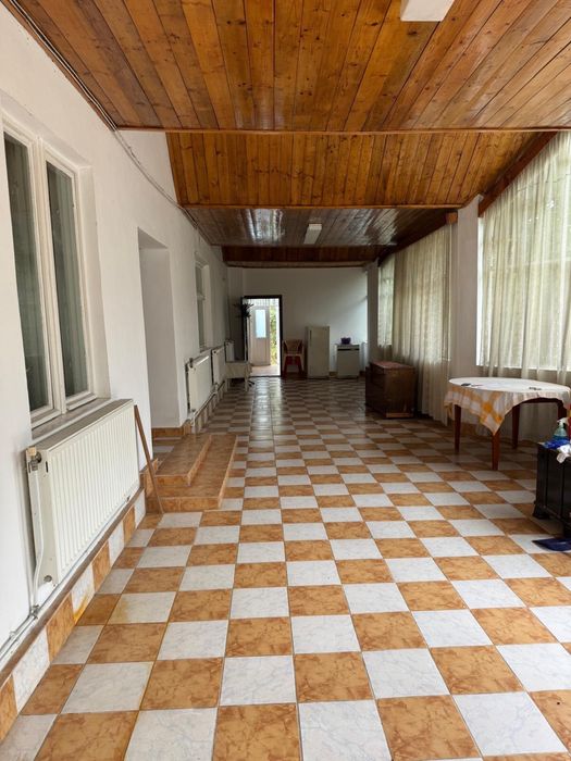 Vând casa + teren în Scărișoara județul Olt