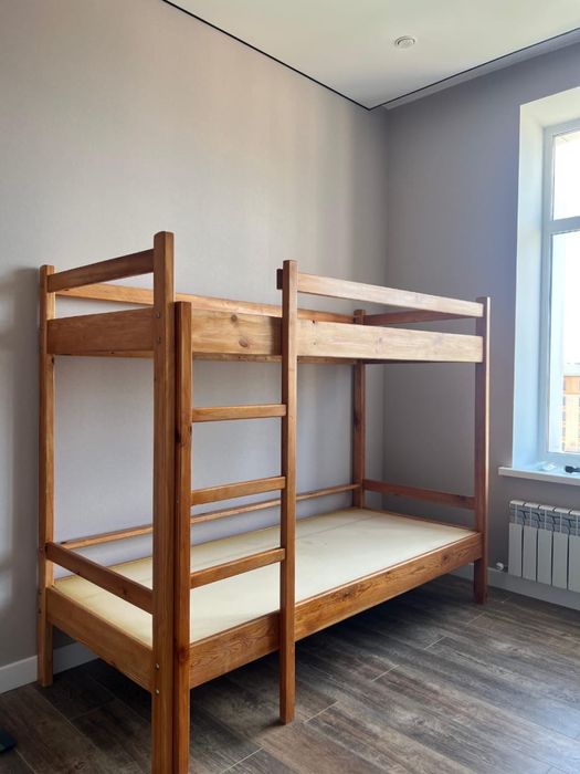 Двухъярусная кровать