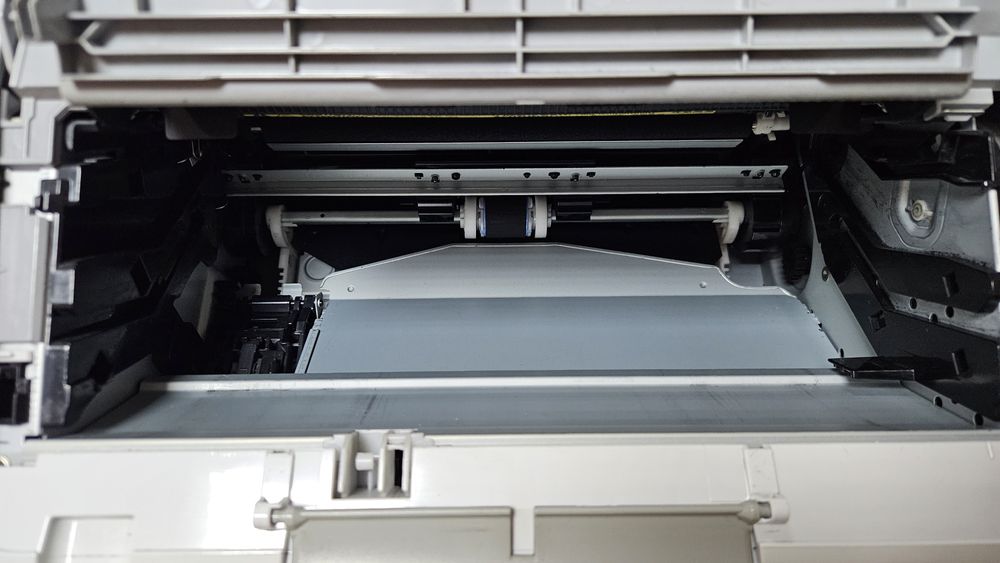 Продам принтера Hp Laserjet P1102