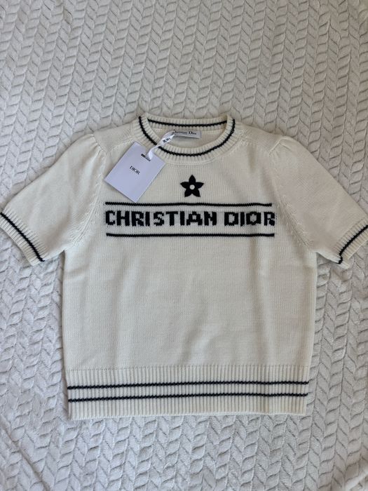 Дамски пуловер нов