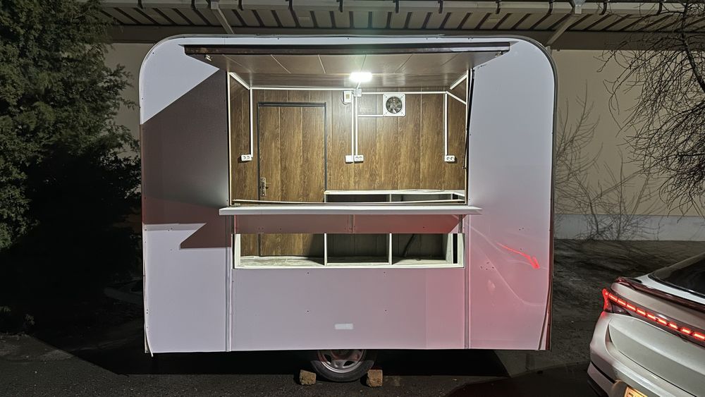 Food truck/Fodd truck