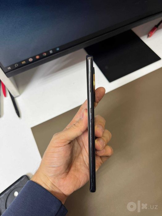Honor X9b 12/256gb srochno