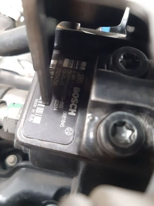 pompa inalta 55263113 1.6 crd  jeep renegade  0445010424