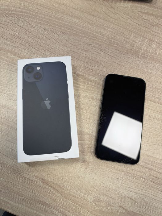 Продам iPhone 13 128 midnight