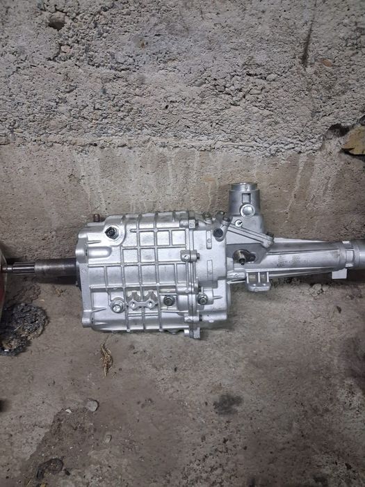 Газель коробка продается