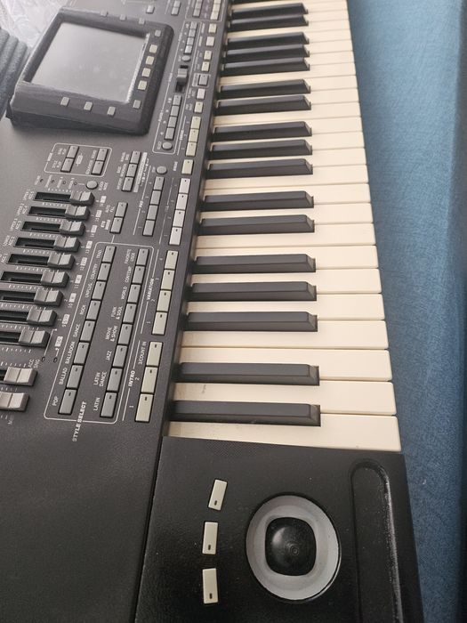 Korg pa 3x scurt