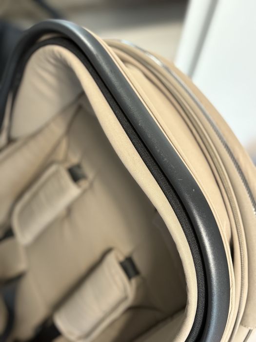 Бебешка количка Carrello Vector