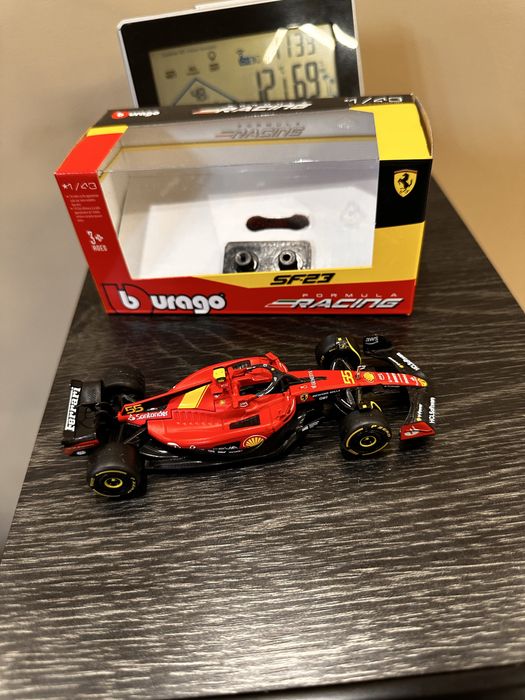 Formula 1 Burago Mclaren 1:43