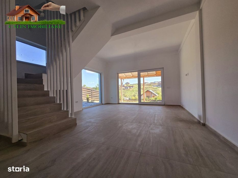 Duplex Lux 4 Camere 115 Mp Curte 300 Mp Hli̇ncea Pădure 158.000 Euro