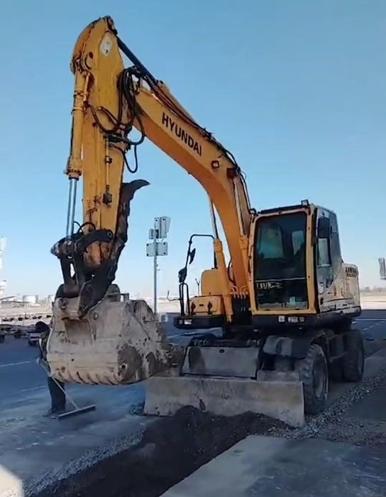 Услуги Экскаватора 140W