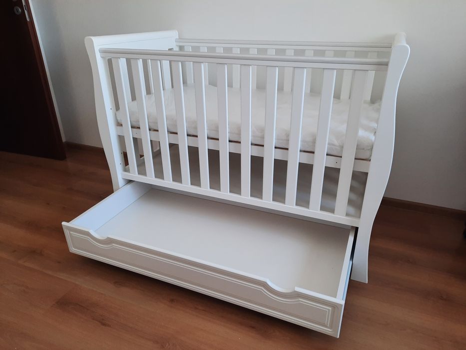 Patut bebe din lemn multifunctional Rigoletto + Saltea Cocos – MAMO-TATO