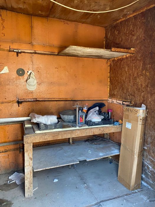 Контейнер морской