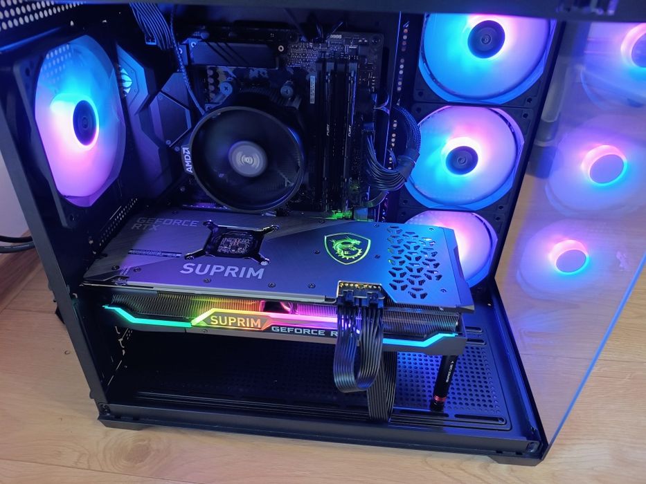 Vând placa video RTX 3070 Suprime X 8gb 256Mhz