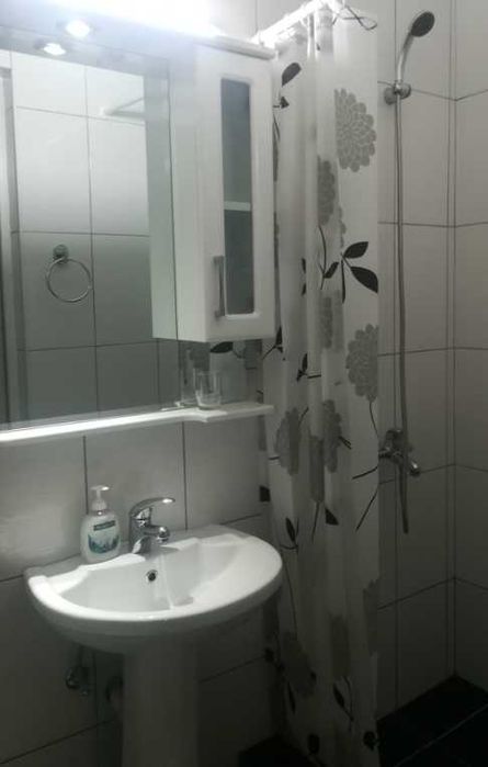 Дава се под наем Едностаен апартамент в Пловдив, Младежки Хълм - 45 кв.м за 234.6 € - Снимка #2