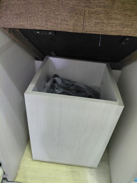 Продам шкаф в прихожую