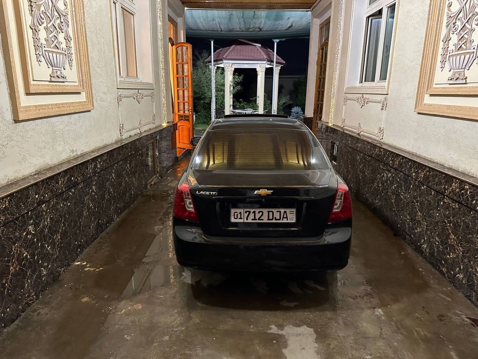 Продаю дом 11 сот 7 ком Тузел