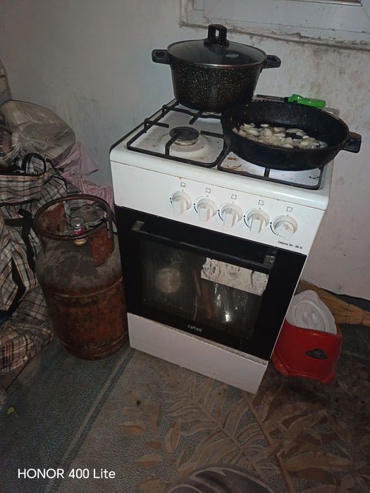Холодильник, машинка, газплита,