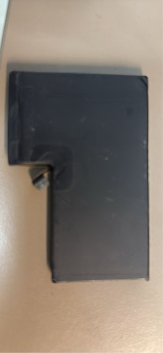 Baterie iPhone 16 pro max 100% viata
