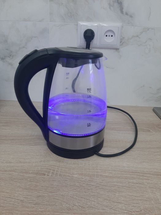 Чайник электрическй