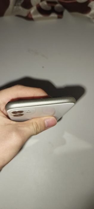 Продаётся iPhone 11