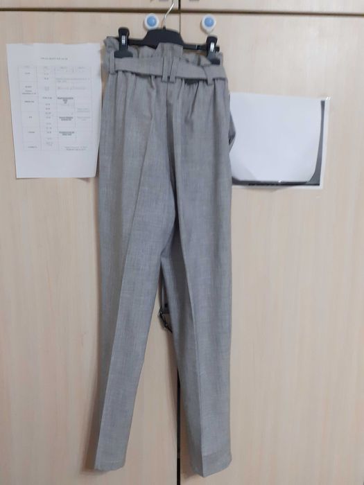 Pantaloni eleganti H&M marime 34